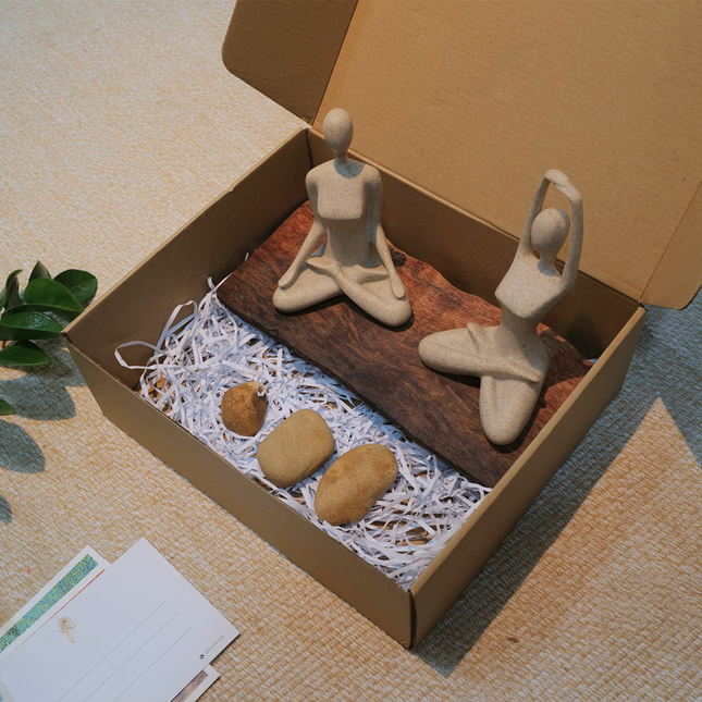 Yoga Statue Duo Decorative Set – Sculptural Zen Interiors