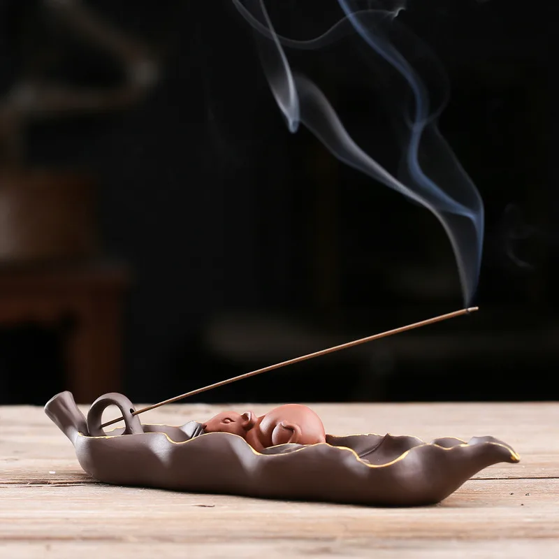 Clay Leaf Incense Stick Burner With Mouse Figure