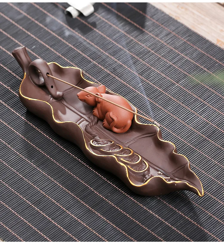 Clay Leaf Incense Stick Burner With Mouse Figure