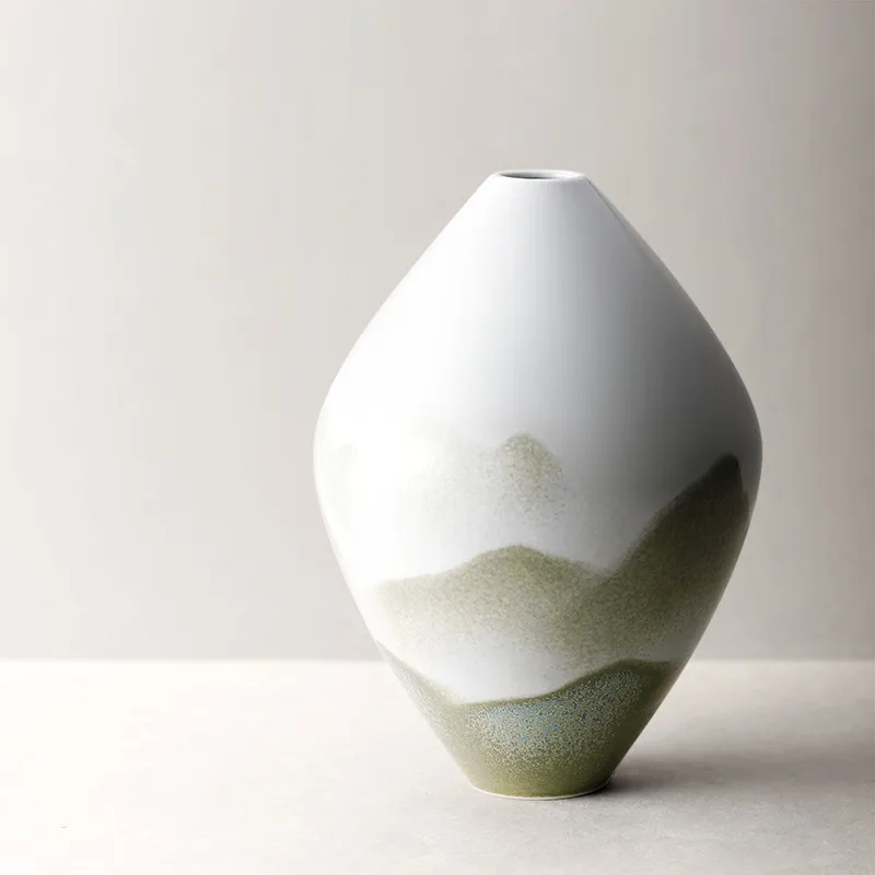Japanese Style Gradient Glaze Ceramic Vase