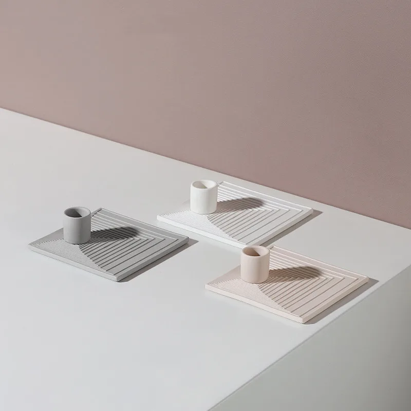 Square Porcelain Candle Plate With Line Pattern