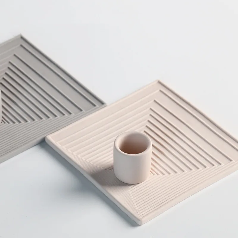 Square Porcelain Candle Plate With Line Pattern